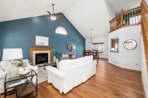 7524 Bunker Ridge Ct, Blacklick, OH 43004-8419