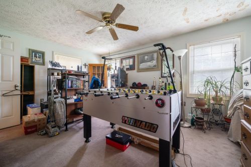 27 Cadogan Way, Nashua NH 03062-2286 exterior