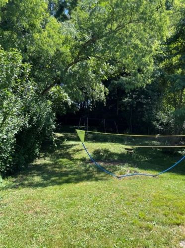 817 Macfarlane Dr, Pittsburgh PA 15235-4228 exterior