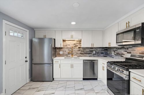 2100 Corbin Ave, New Britain CT  06053-2261 exterior