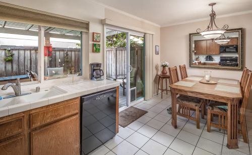 3733 Caminito Carmel Lndg, San Diego CA  92130-2517 exterior