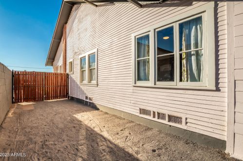 2029 10th St, Phoenix AZ  85006-2119 exterior