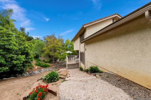 1720 The Woods Dr, El Cajon CA  92019-3670 exterior