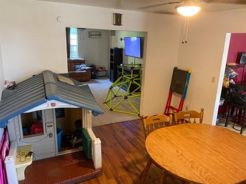 1460 P St, Newman, CA 95360-1516
