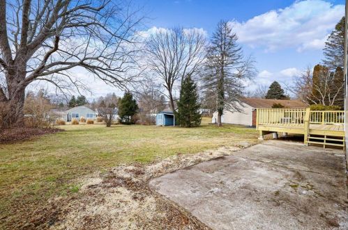 2603 Mercer Ct, Yorktown Hgts NY  10598-3103 exterior