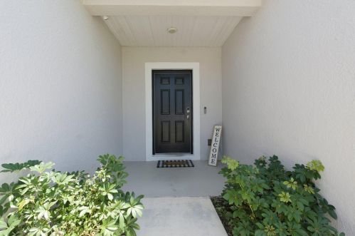 1998 Yellowtail Ave, Fort Pierce, FL 34953-2478