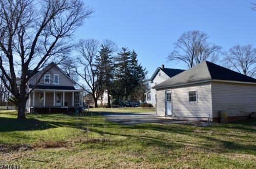 49 Main St, Flemington NJ  08822-1413 exterior