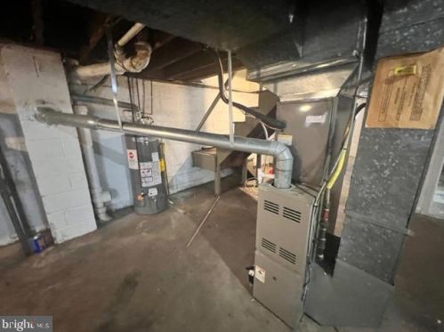 521 Tatum St, West Deptford NJ  08096-3408 exterior