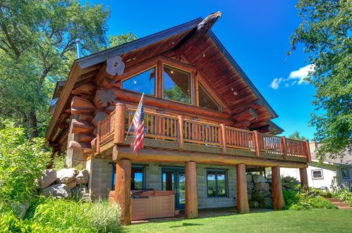 26164 Dahl Rd, Detroit Lakes, MN 56501-9480