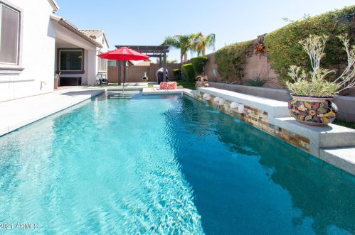 18489 Post Dr, Sun City, AZ 85388-1693