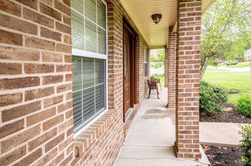3423 Dale Ln, Amelia, OH 45102-9003