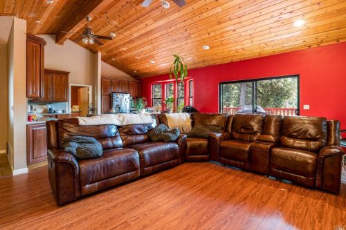 4116 Blackhawk Dr, Willits CA  95490-9728 exterior