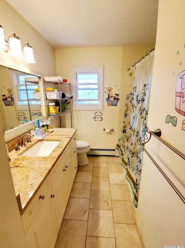 11 Favorite Ln, Muttontown NY  11753-2348 exterior