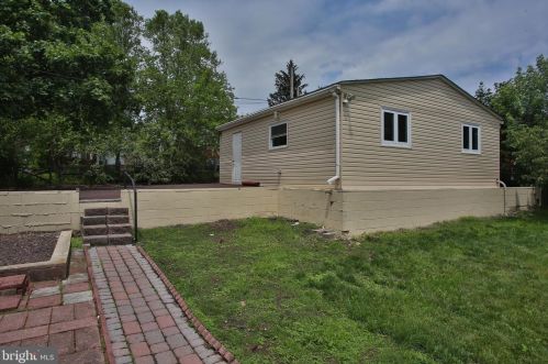 23 Diamond St, Souderton PA  18964-1602 exterior