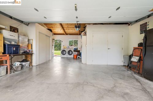 8 Rae Dr, Orinda CA  94563-4360 exterior