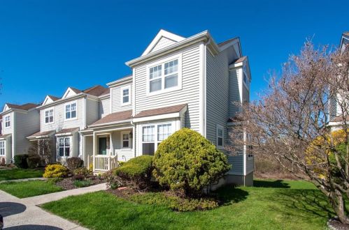 421 Cornwall Meadows Ln, Patterson, NY 12563-2653