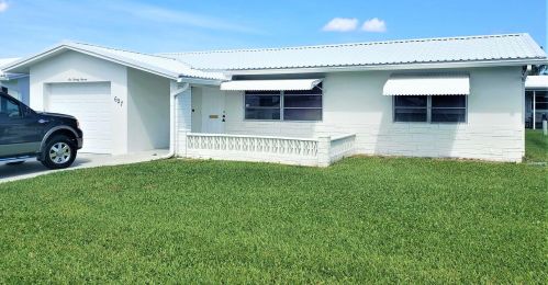 627 21st Cir, Boynton Beach, FL 33426-4626