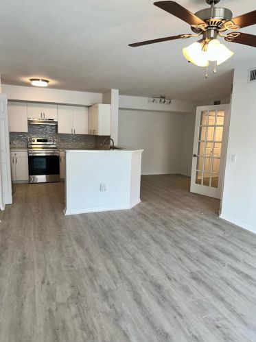 205 Villa Cir, Boynton Beach FL  33435-8905 exterior