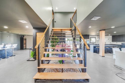 110 Schooner Ln, Copiague NY  11726-5311 exterior