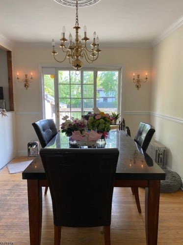 208 Maple Ave, Bound Brk, NJ 08805-1333