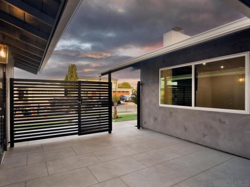 5961 Camber Dr, San Diego CA 92117-4142 exterior