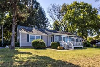 820 Kentucky St, Kingston, TN 37763-2635
