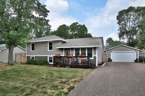 11440 Heather St, Minneapolis, MN 55433-3452