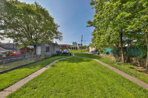 724 Milton St, Easton PA  18042-6366 exterior