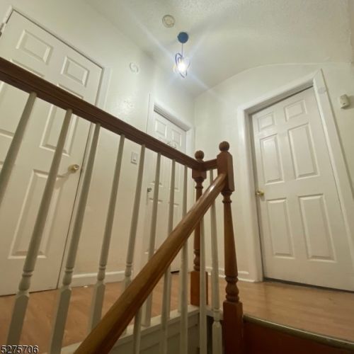 7 Garfield Ave, Paterson NJ  07506-2517 exterior