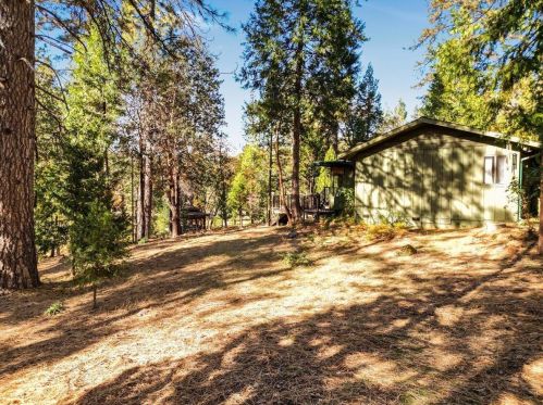 13943 Greenhorn Rd, Grass Valley CA  95945-8484 exterior