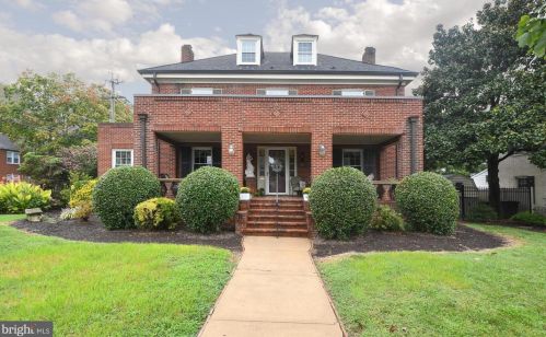 815 Hanover St, Fredericksburg, VA 22401-5607