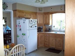 3504 Stonehenge Ct, Manhattan KS  66503-2140 exterior