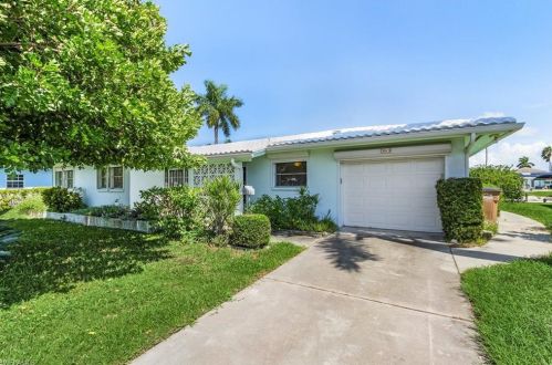 3013 17th Pl, Cape Coral, FL 33904-4095