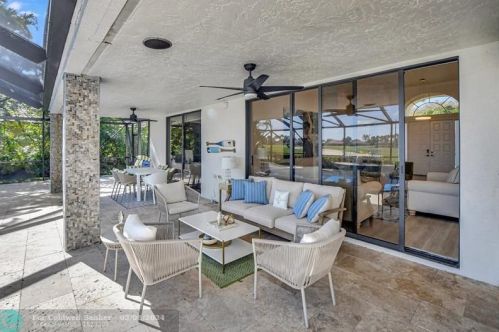 10595 Stonebridge Blvd, Boca Raton FL  33498-2002 exterior