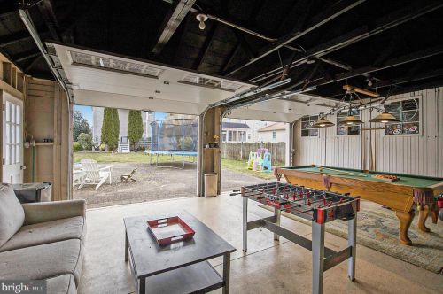 33 Vassar Rd, Camden NJ  08106-1623 exterior