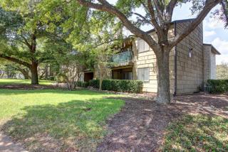 3600 Greystone Dr, Austin TX  78731-2278 exterior