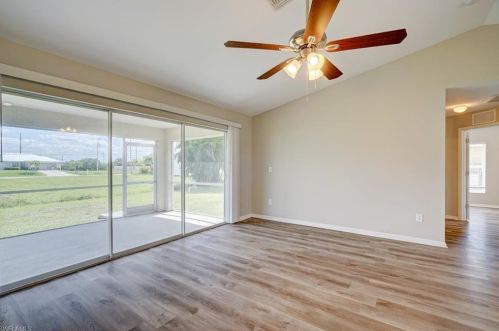 305 25th Ave, Cape Coral FL  33993-7577 exterior