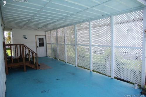 7 Bernardo Ter, Fort Pierce, FL 34952-5402