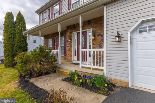 10077 Lindale Ave, Upton, PA 17225-8373