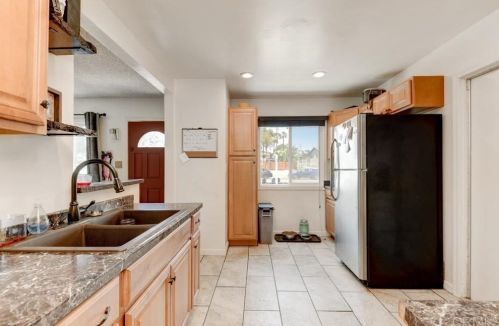 4075 Epsilon St, San Diego CA 92113-4305 exterior