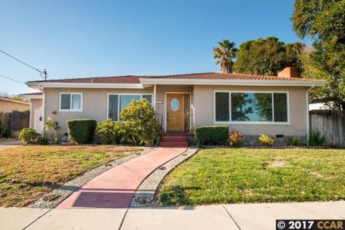 268 Sierra Dr, West Pittsburg, CA 94565-5941