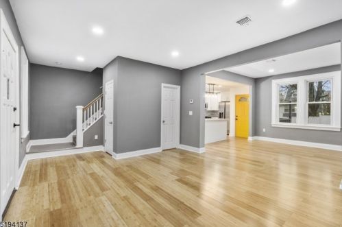 48 Oakland St, Irvington NJ  07111-2005 exterior