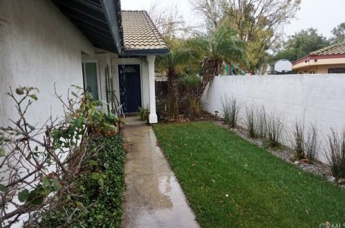 3900 Klamath River Dr, Ontario, CA 91761-0218