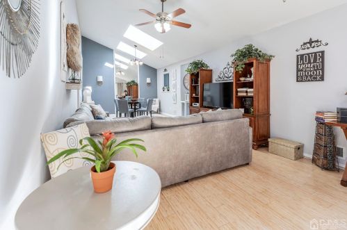 31 Portsmouth Dr, Old Bridge NJ  08857-3116 exterior