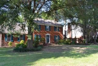 7988 Winding Creek Dr, Memphis, TN 38138-7124