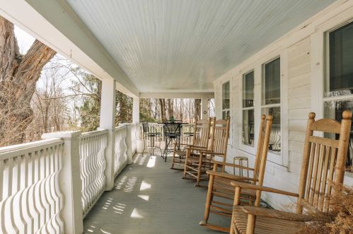 169 Maple Ave, Norton Hill, NY 12083-3313