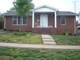 204 12th St, Benton, KY 42025-1524