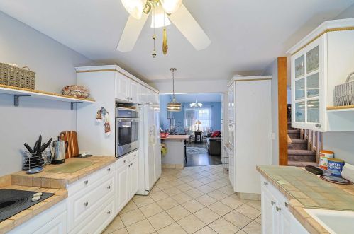 20 Hemlock Ct, Fishkill NY  12524-2618 exterior