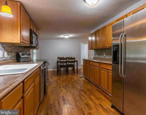 7301 Red Feather Ln, Spotsylvania VA  22551-2766 exterior