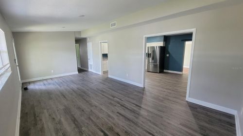 910 8th St, Lakeland, FL 33805-4242